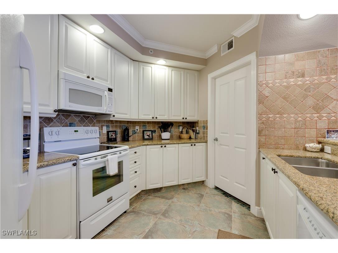 2825 Palm Beach Boulevard #308 Fort Myers FL 33916 225034246 image4