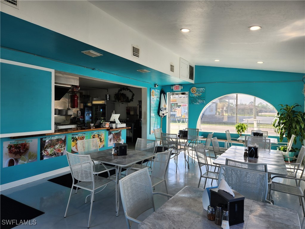 2847 Cleveland Avenue Fort Myers FL 33901 224089528 image12