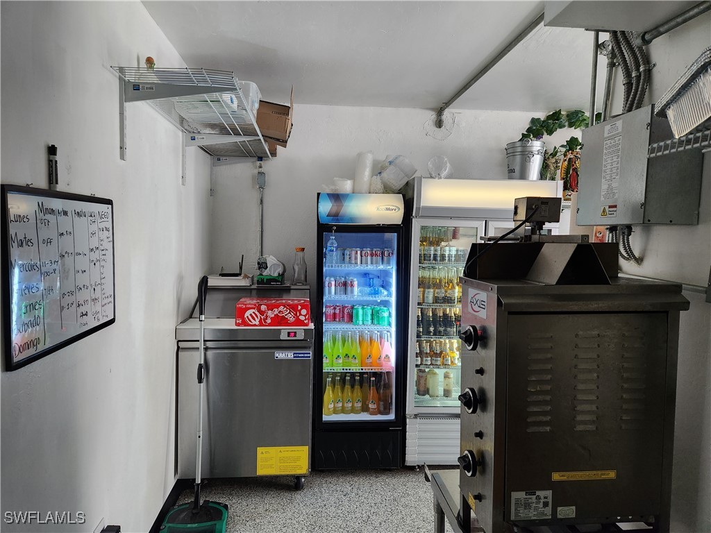 2847 Cleveland Avenue Fort Myers FL 33901 224089528 image24