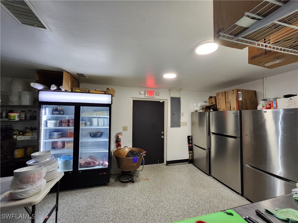 2847 Cleveland Avenue Fort Myers FL 33901 224089528 image27