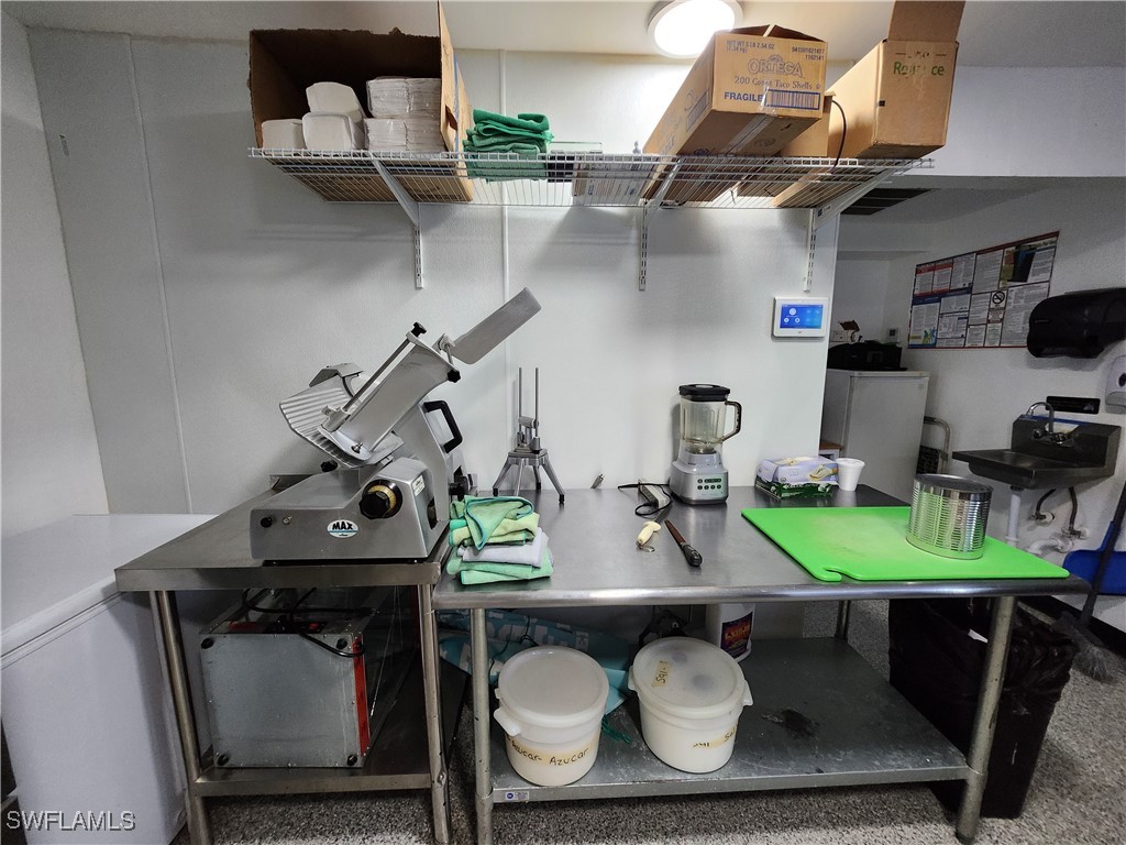 2847 Cleveland Avenue Fort Myers FL 33901 224089528 image29