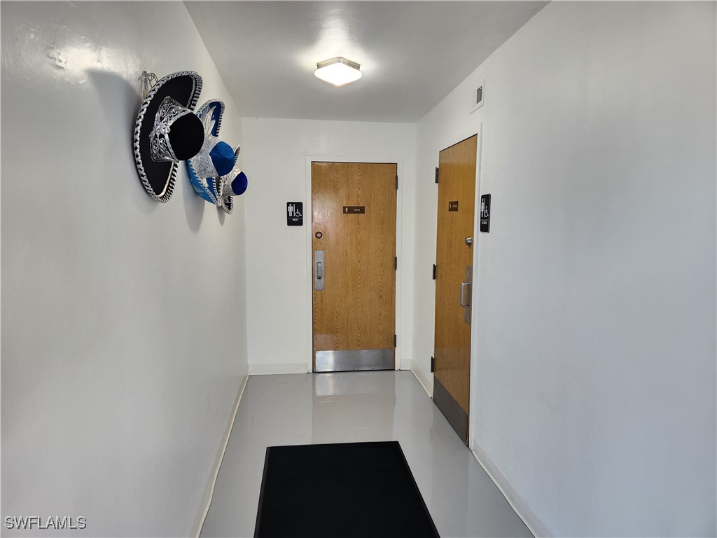 2847 Cleveland Avenue Fort Myers FL 33901 224089528 image33