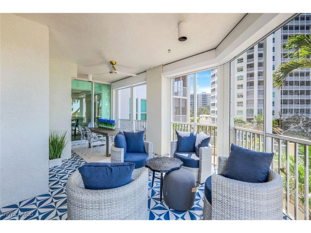 285 Grande Way #402 Naples FL 34110 225027299 image21