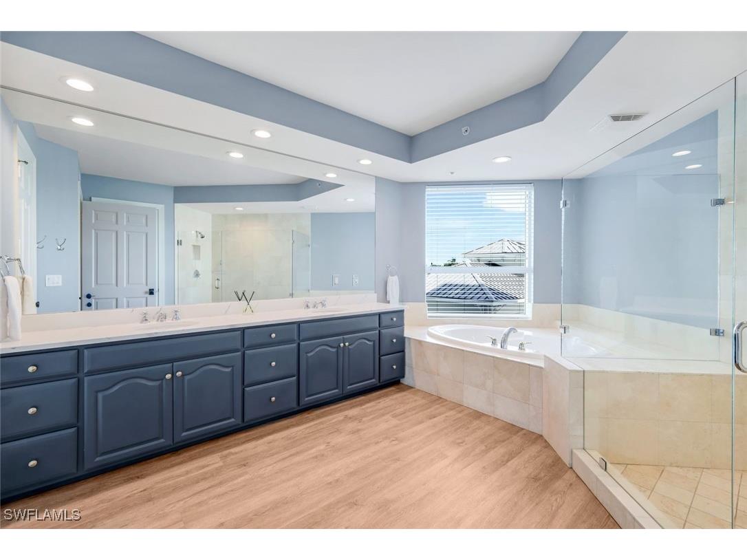 285 Grande Way #402 Naples FL 34110 225027299 image32