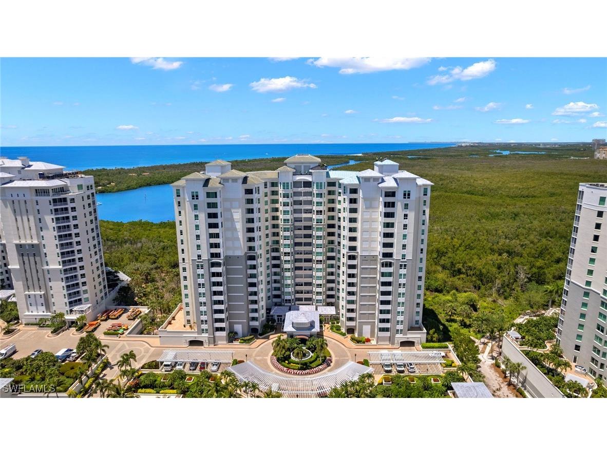 285 Grande Way #705 Naples FL 34110 225032710 image1