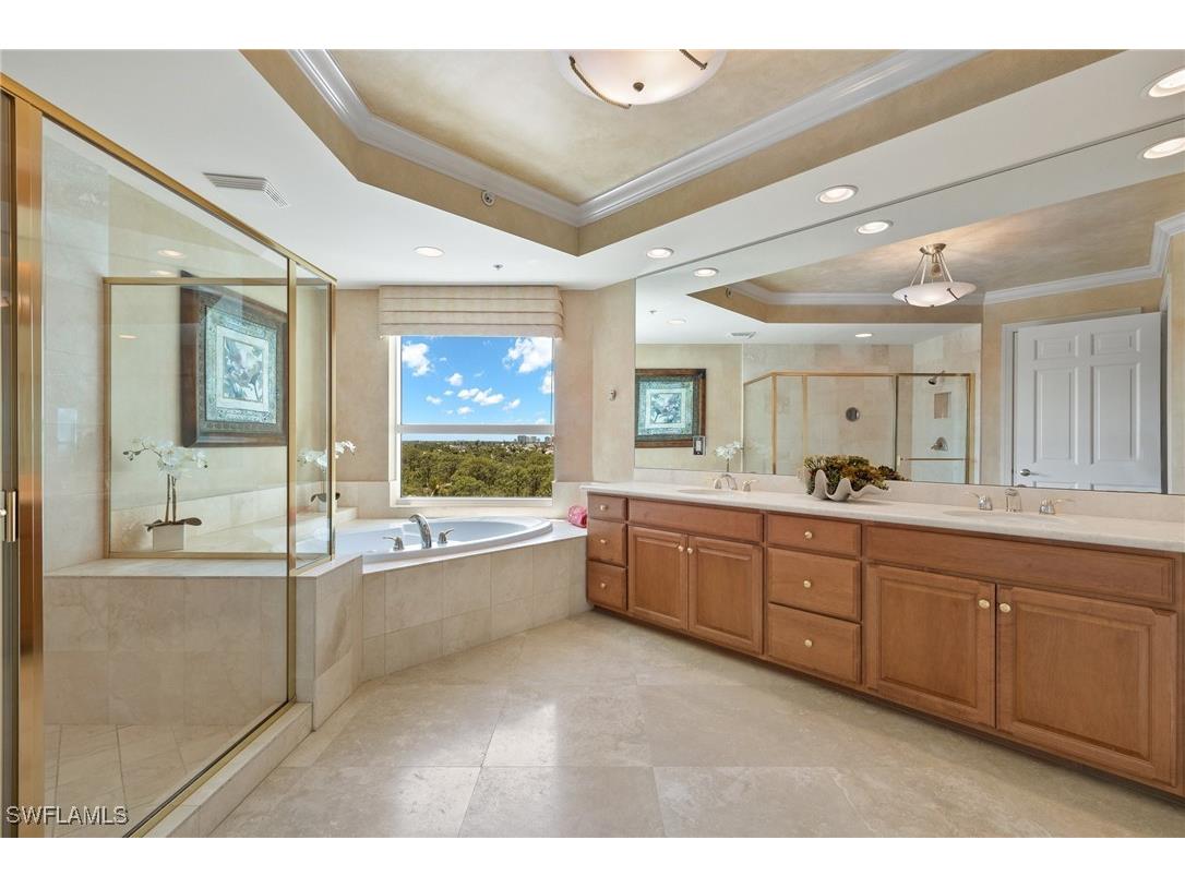 285 Grande Way #705 Naples FL 34110 225032710 image17