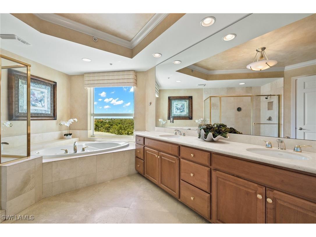 285 Grande Way #705 Naples FL 34110 225032710 image18