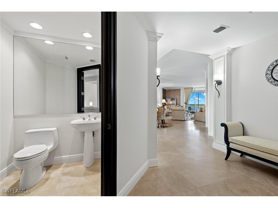 285 Grande Way #705 Naples FL 34110 225032710 image21