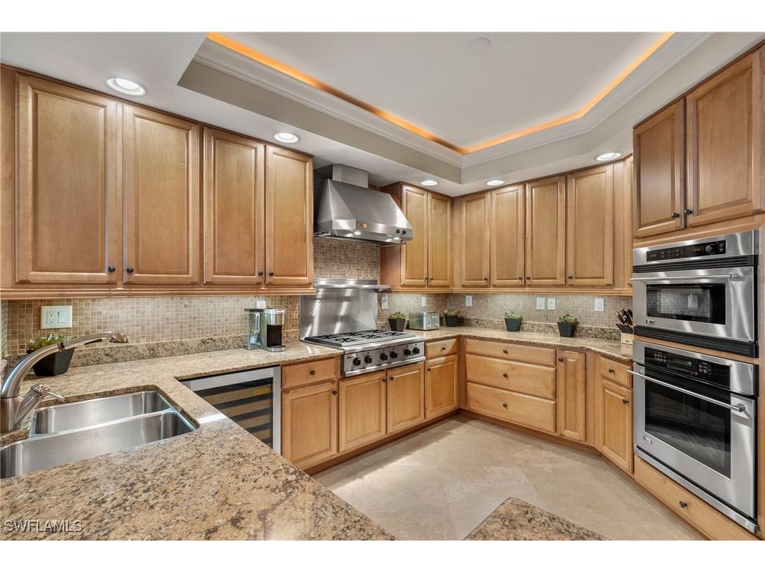 285 Grande Way #705 Naples FL 34110 225032710 image9