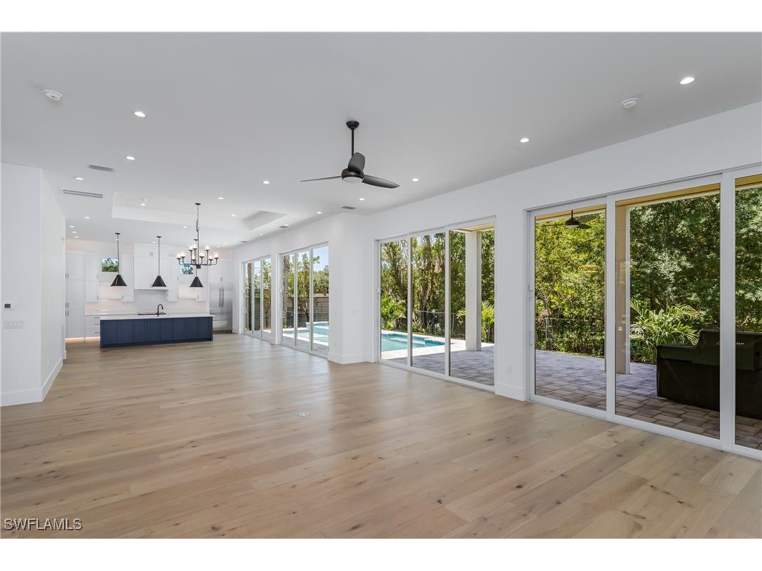 2854 Coach House Way Naples FL 34105 225050126 image10