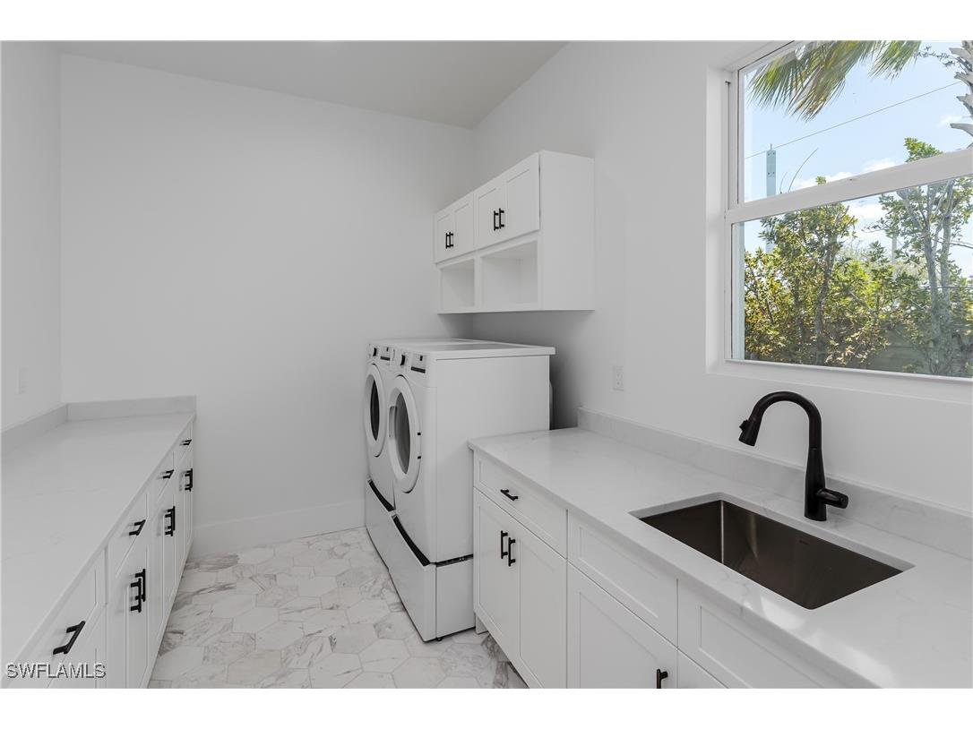 2854 Coach House Way Naples FL 34105 225050126 image12