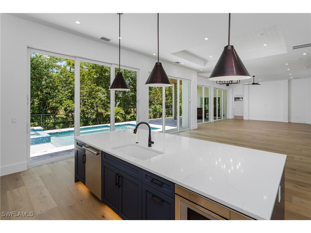 2854 Coach House Way Naples FL 34105 225050126 image16