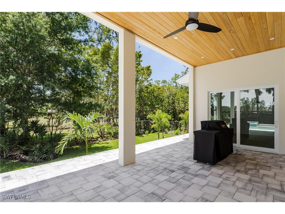 2854 Coach House Way Naples FL 34105 225050126 image32