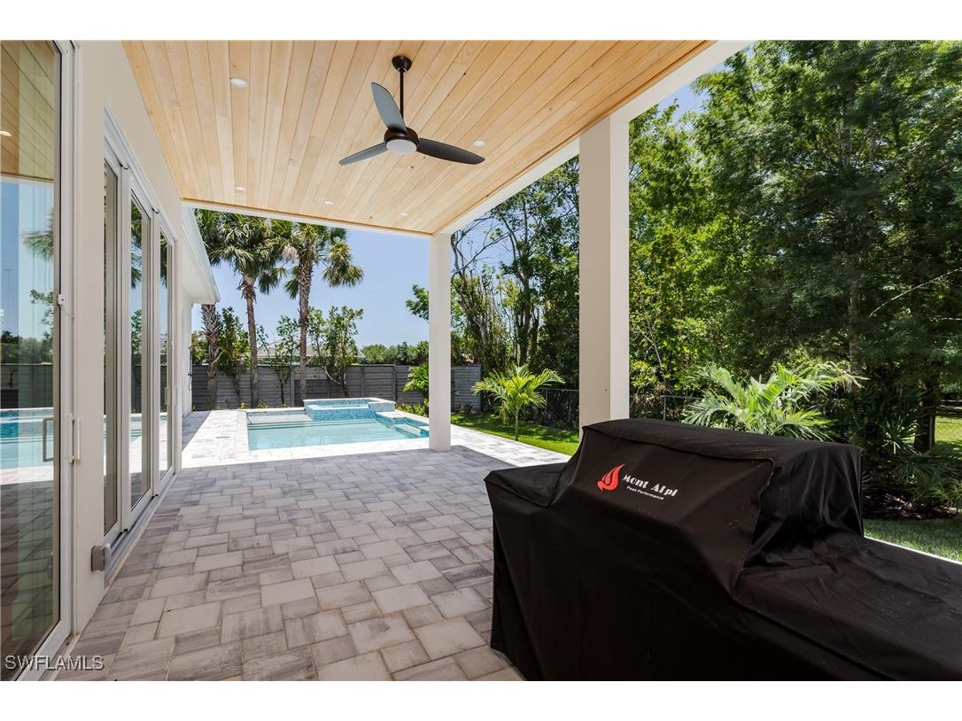 2854 Coach House Way Naples FL 34105 225050126 image33