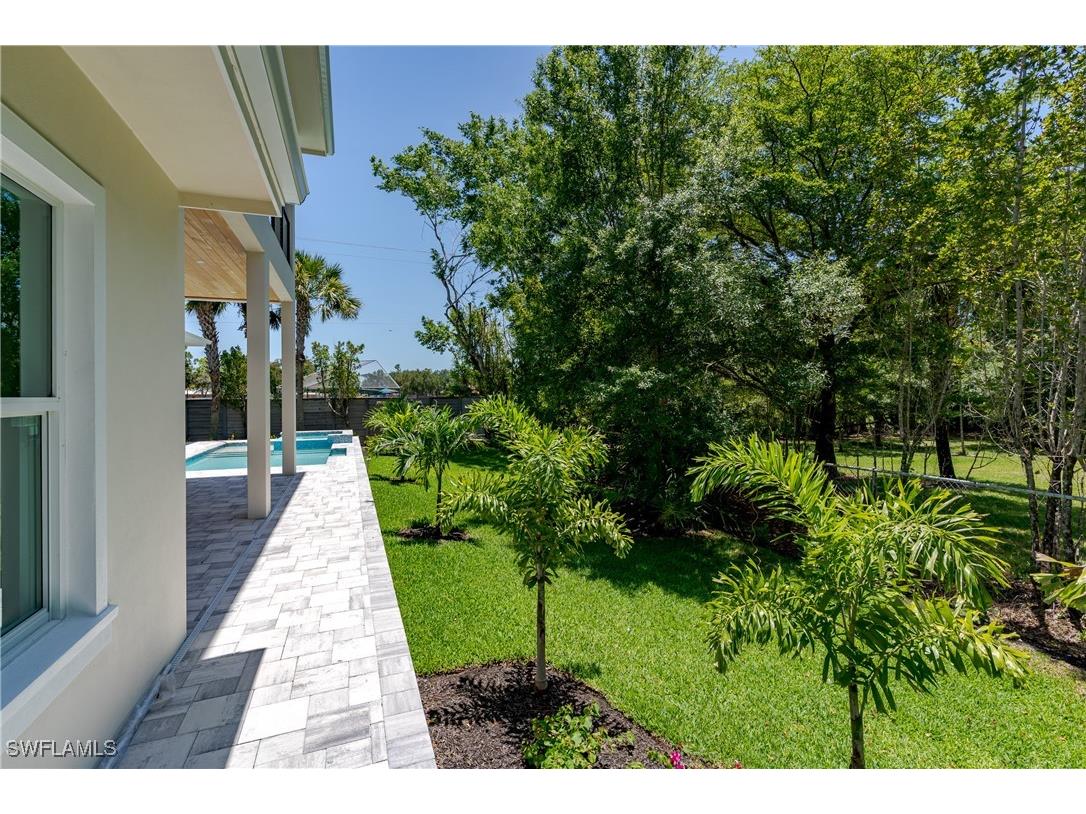 2854 Coach House Way Naples FL 34105 225050126 image37
