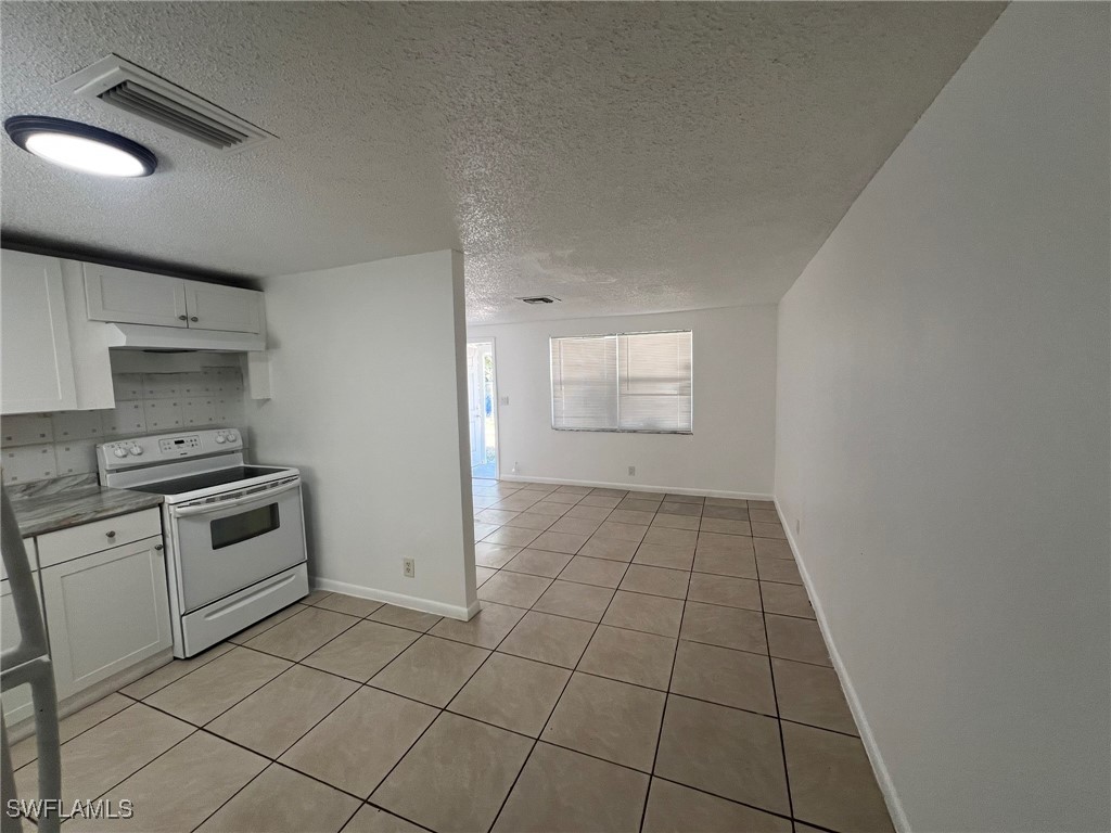286 Lowell Avenue #286 North Fort Myers FL 33917 225044841 image3