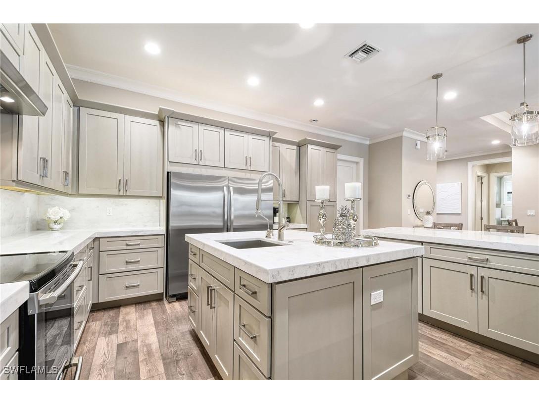 2867 Coco Lakes Drive Naples FL 34105 225026756 image10