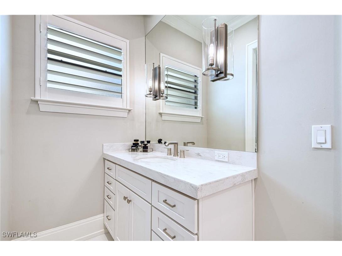 2867 Coco Lakes Drive Naples FL 34105 225026756 image19