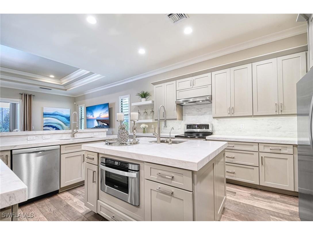 2867 Coco Lakes Drive Naples FL 34105 225026756 image9