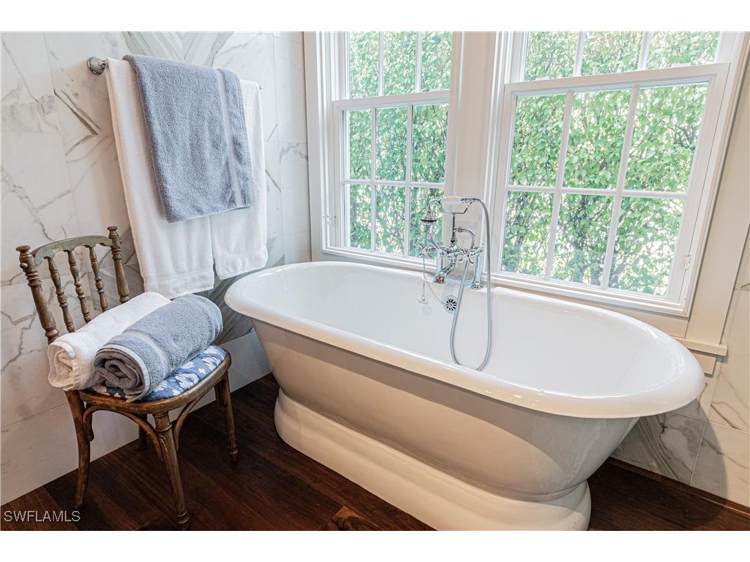 287 11th Avenue S Naples FL 34102 225037535 image13