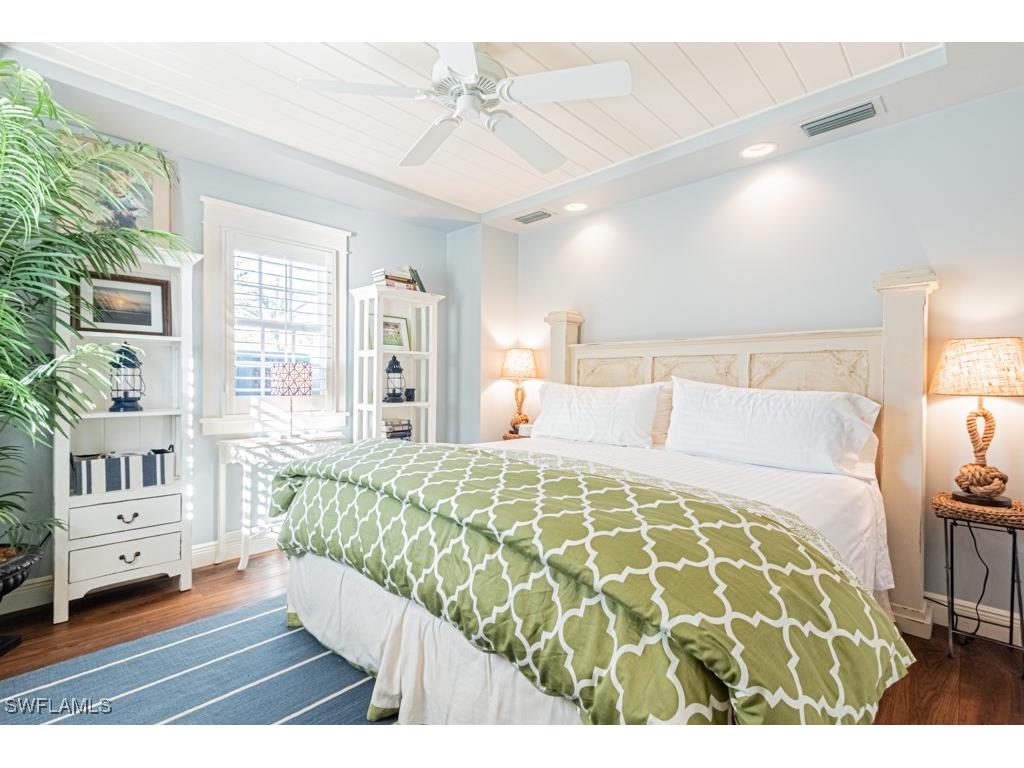 287 11th Avenue S Naples FL 34102 225037535 image16