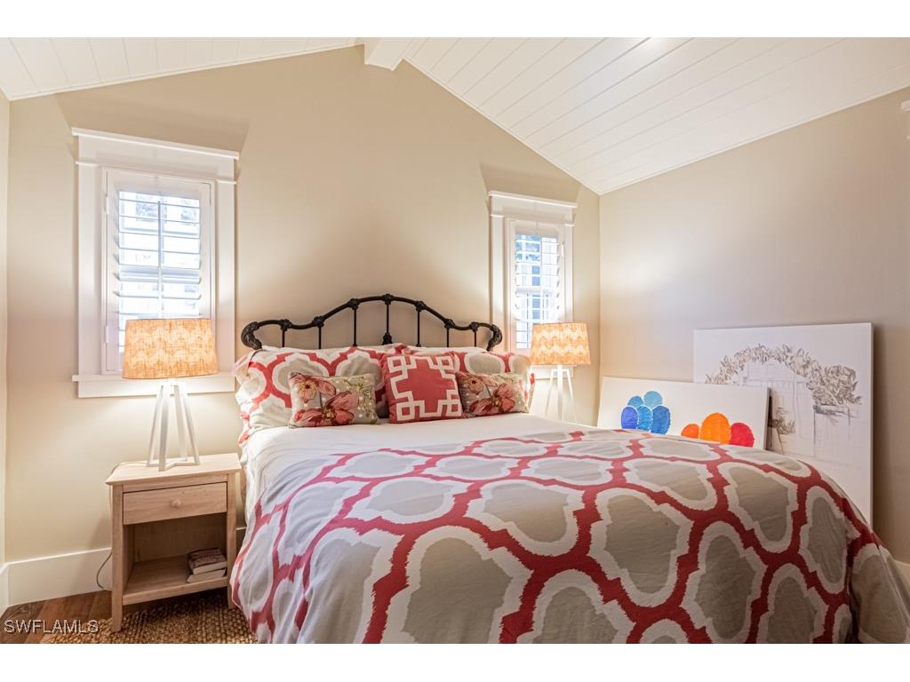 287 11th Avenue S Naples FL 34102 225037535 image32