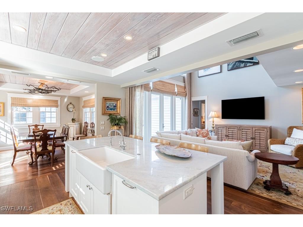 287 11th Avenue S Naples FL 34102 225037535 image8