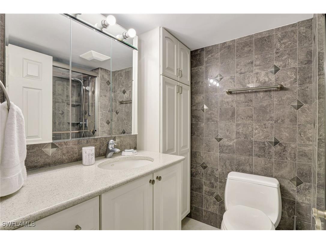 2880 Gulf Shore Boulevard N #410 Naples FL 34103 225033467 image22