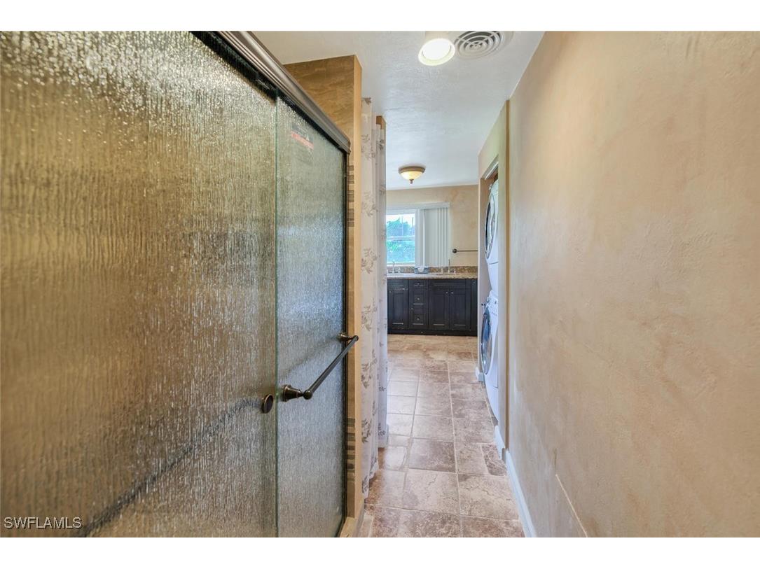 29 Caribbean Road Naples FL 34108 225003539 image16