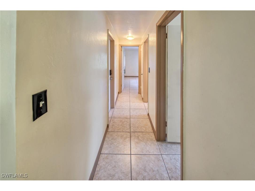29 Caribbean Road Naples FL 34108 225003539 image24