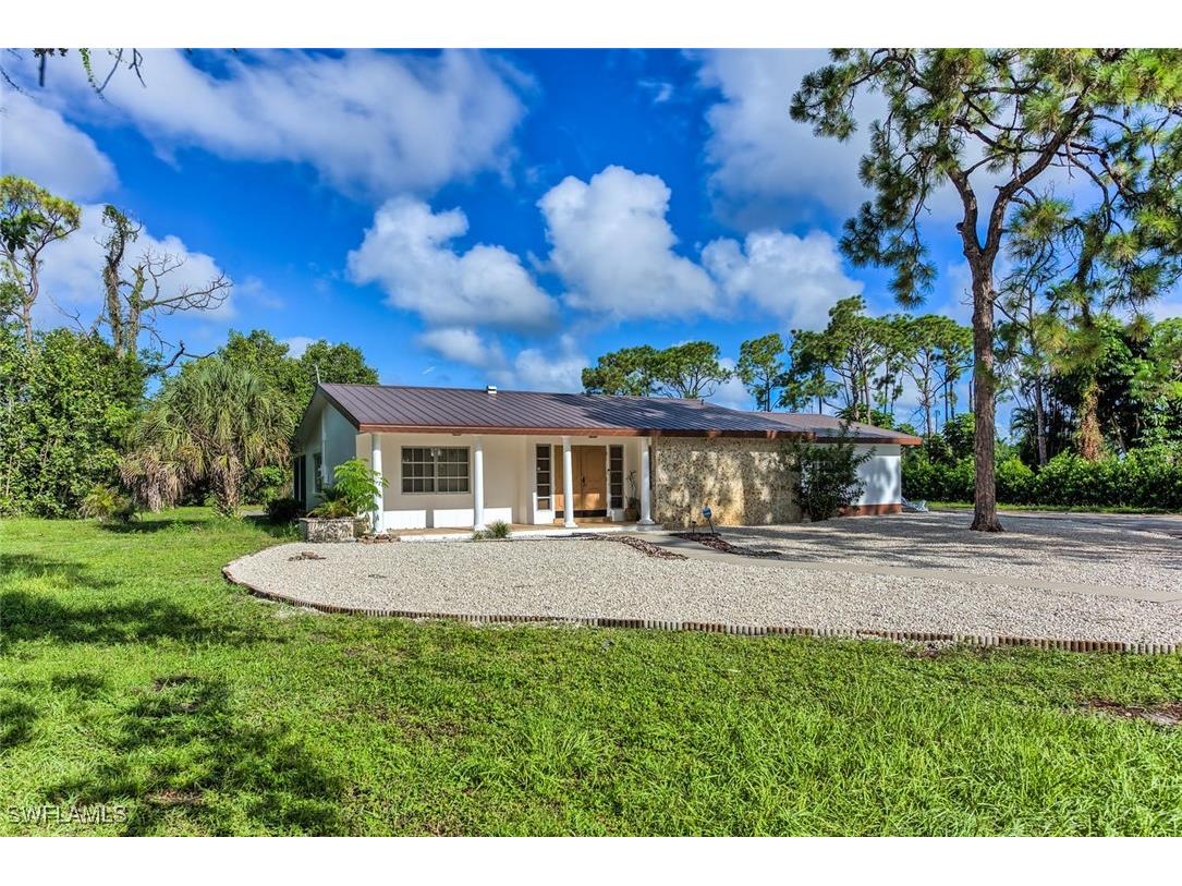 29 Caribbean Road Naples FL 34108 225003539 image3