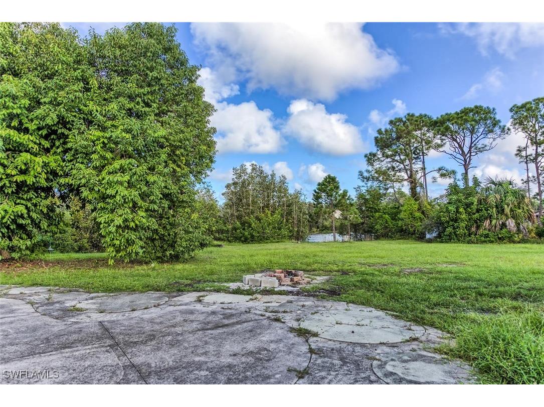 29 Caribbean Road Naples FL 34108 225003539 image4