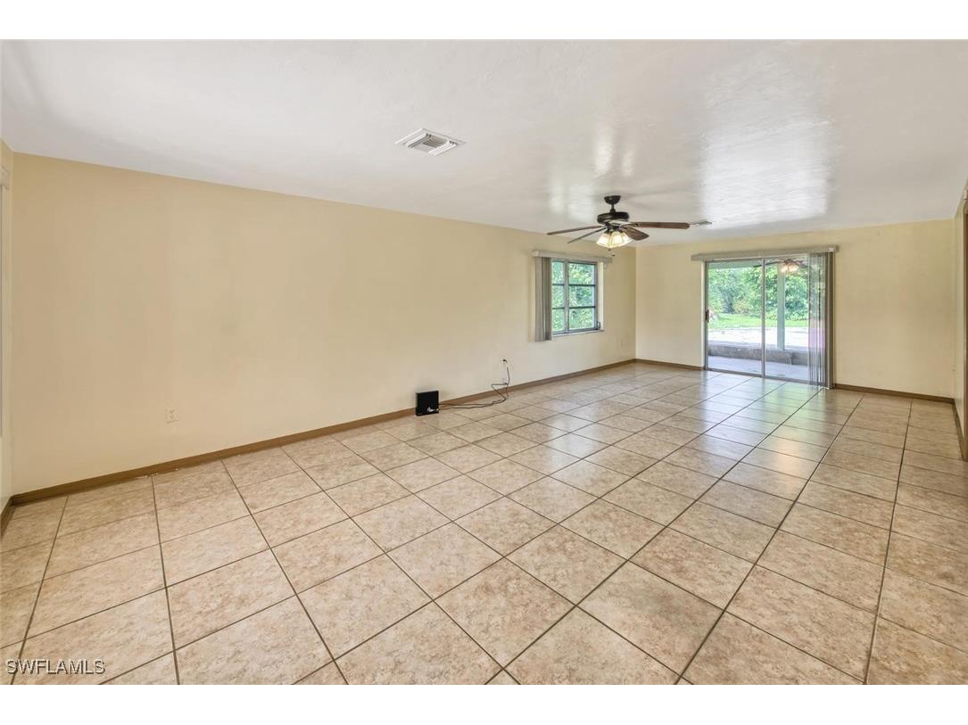 29 Caribbean Road Naples FL 34108 225003539 image5