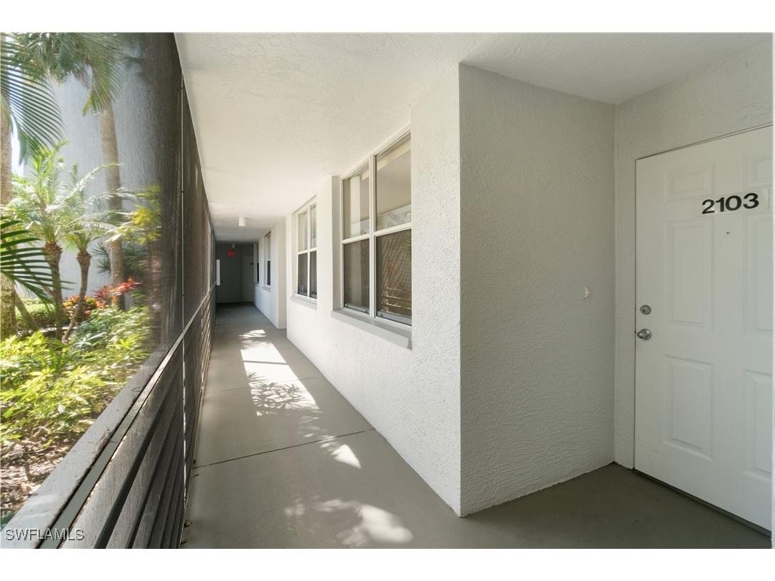 290 Naples Cove Drive #2103 Naples FL 34110 225041645 image6