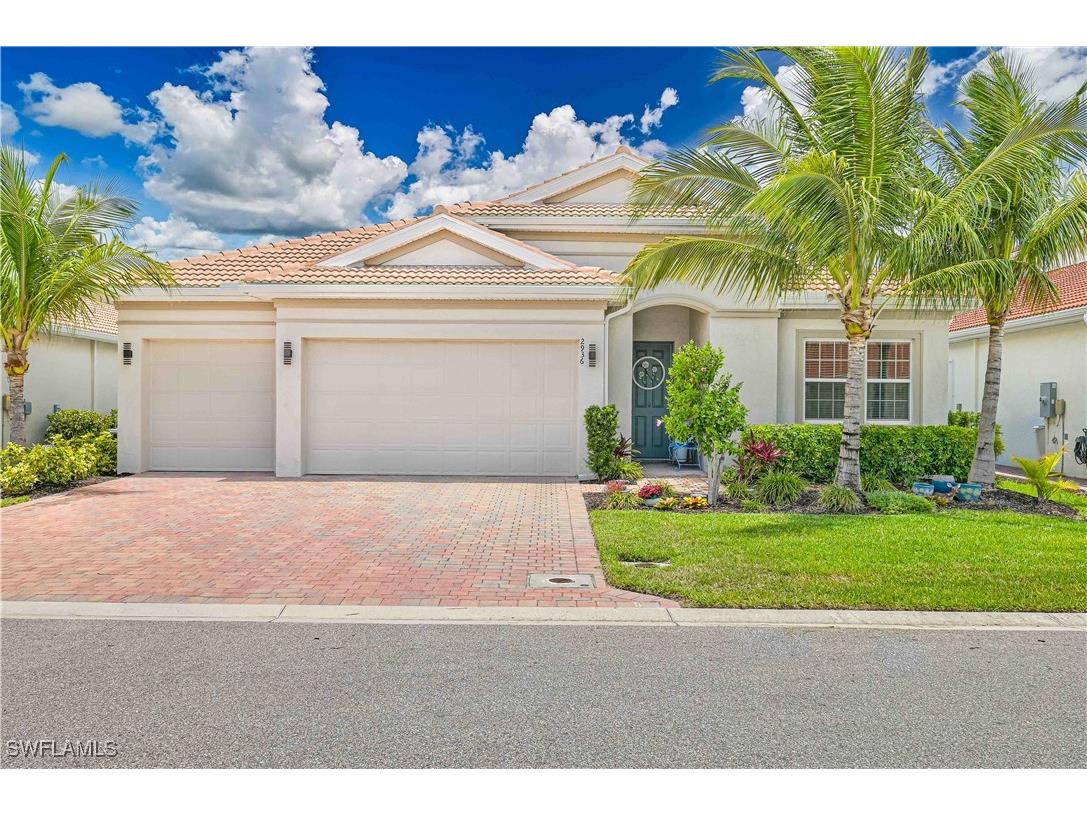 2936 Royal Gardens Avenue Fort Myers FL 33916 225051328 image1