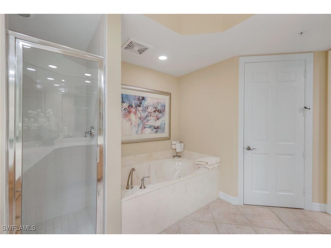 295 Grande Way #1202 Naples FL 34110 225002827 image17