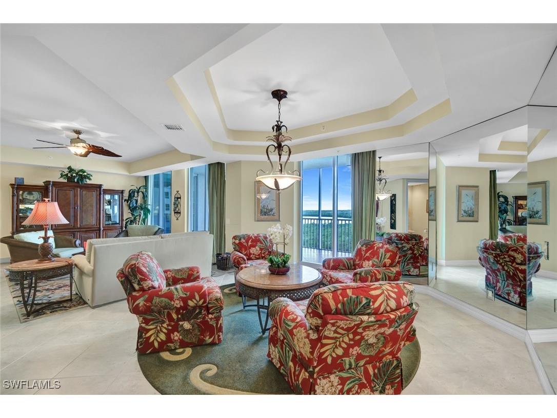 295 Grande Way #405 Naples FL 34110 225009976 image9