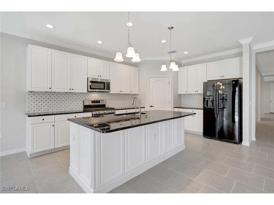 2967 Amblewind Drive Fort Myers FL 33905 225035599 image9