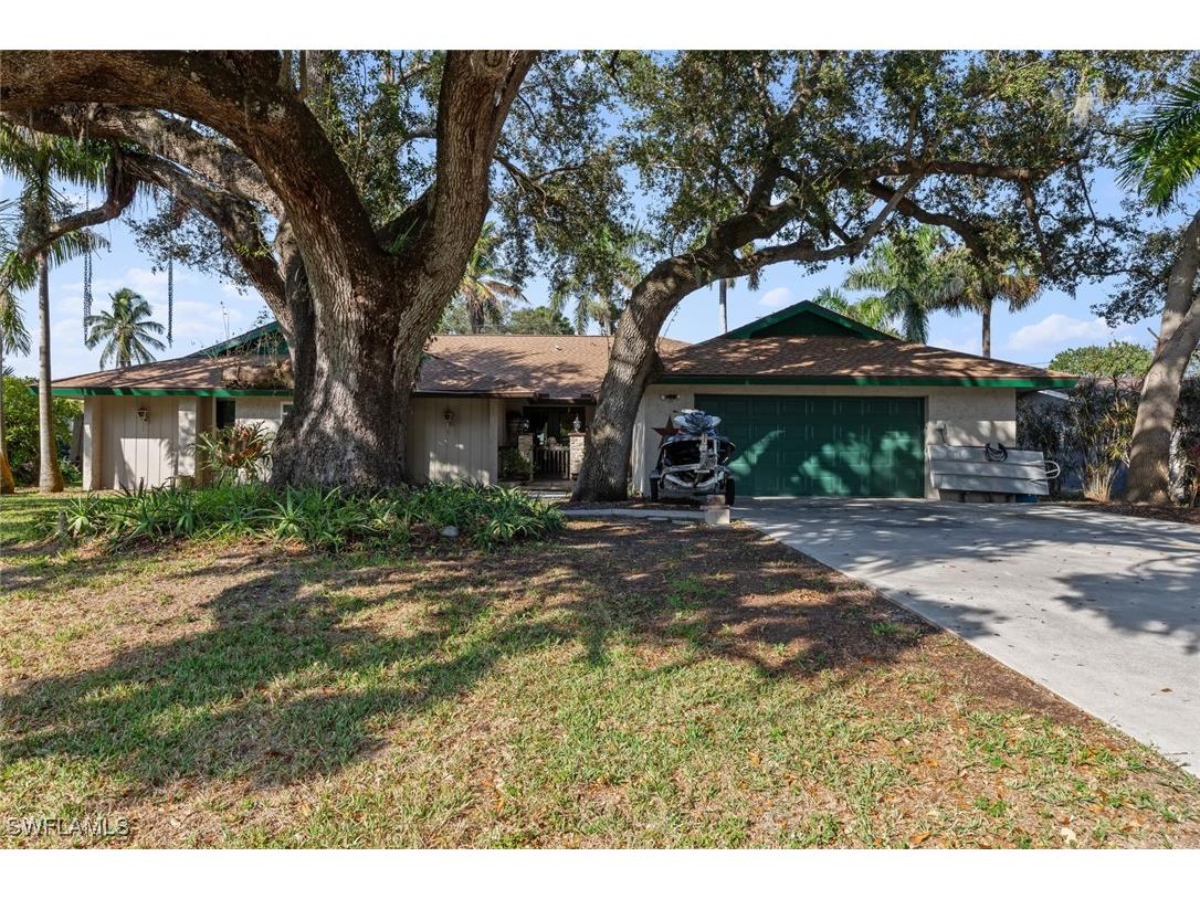 300 Broadview Drive Fort Myers FL 33905 225014842 image1
