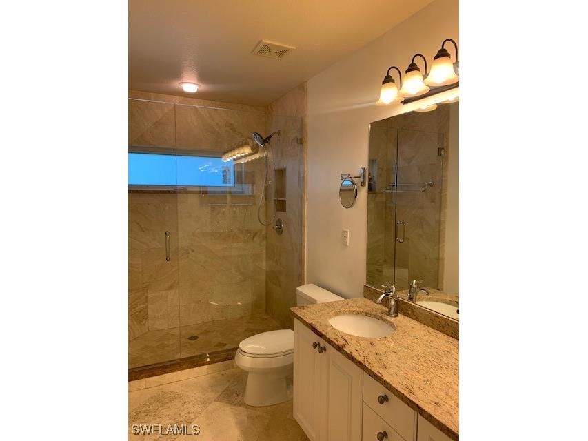 300 Diamond Circle #302 Naples FL 34110 225049457 image5