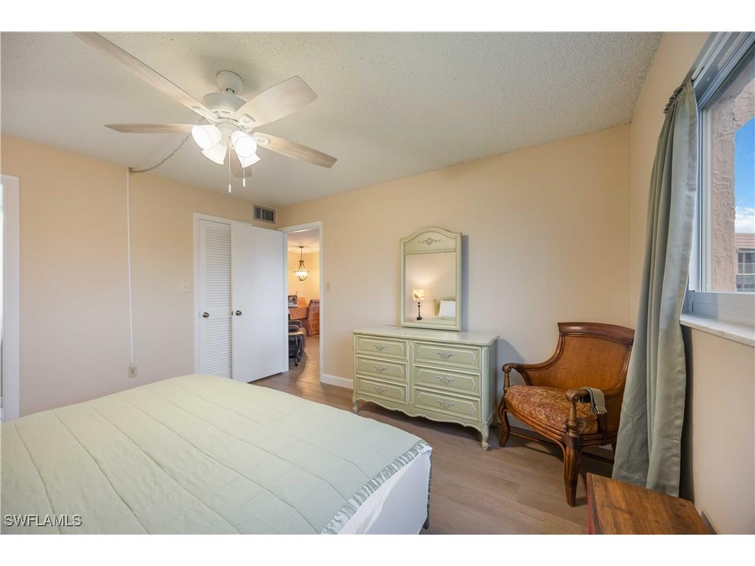 300 Forest Lakes Boulevard #210 Naples FL 34105 225010787 image17