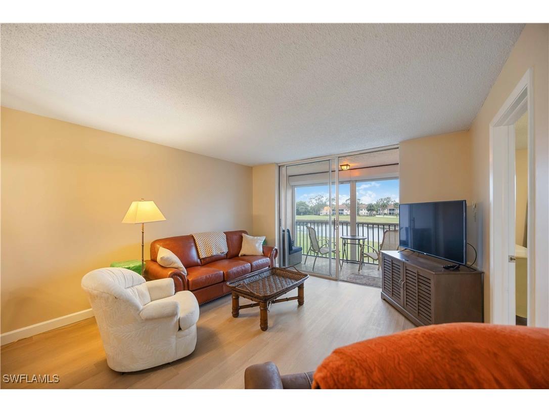 300 Forest Lakes Boulevard #210 Naples FL 34105 225010787 image7