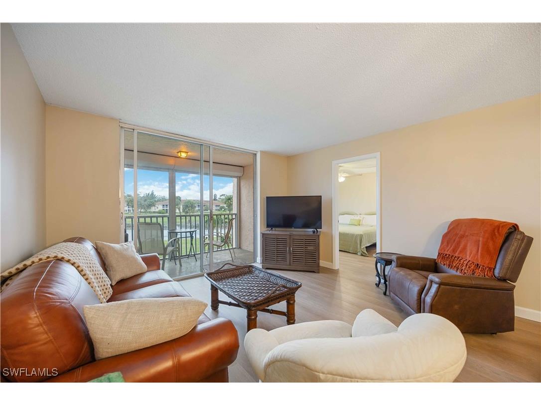 300 Forest Lakes Boulevard #210 Naples FL 34105 225010787 image8