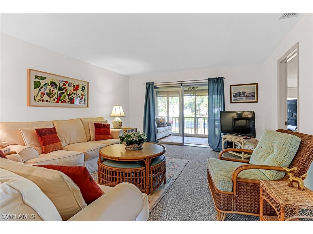 300 Valley Stream Drive #A10 Naples FL 34113 224047543 image1