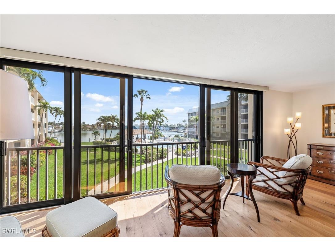 3000 Gulf Shore Boulevard N #207 Naples FL 34103 225023282 image1