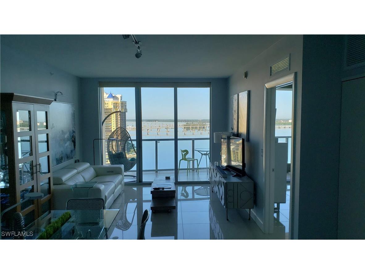 3000 Oasis Grand Boulevard #1806 Fort Myers FL 33916 225001272 image10