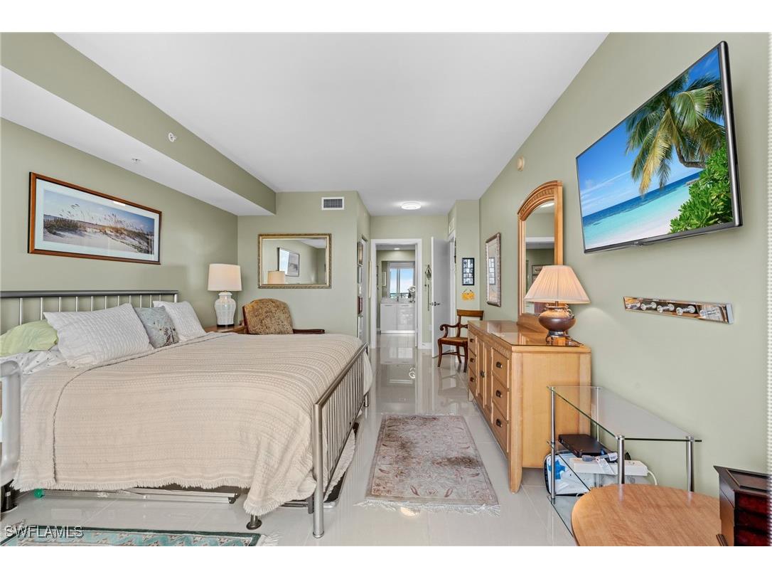 3000 Oasis Grand Boulevard #2203 Fort Myers FL 33916 225016369 image15