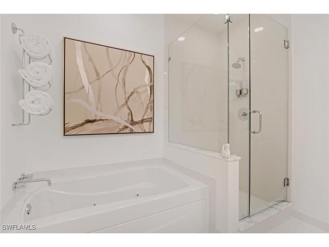 3000 Oasis Grand Boulevard #MPH6 Fort Myers FL 33916 225035296 image18