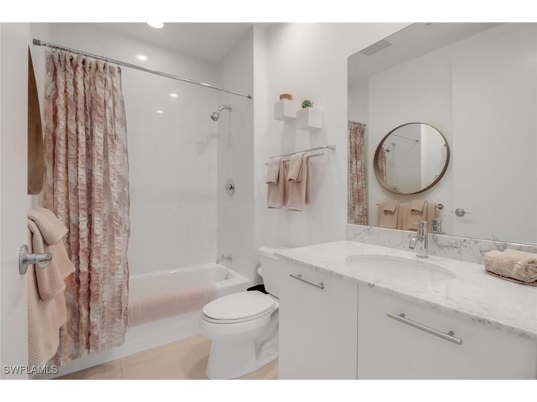 3000 Oasis Grand Boulevard #MPH6 Fort Myers FL 33916 225035296 image23