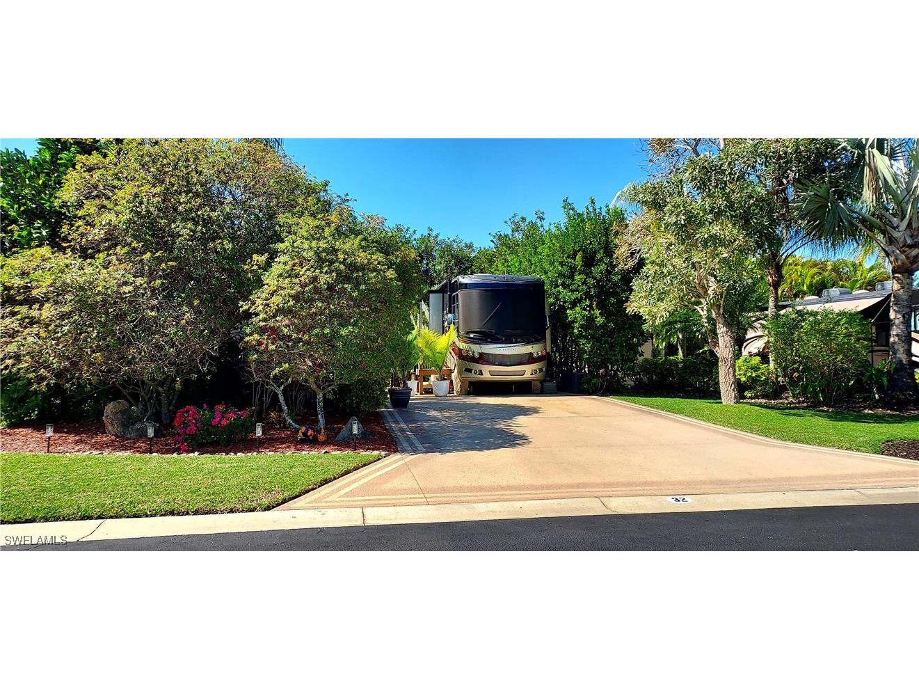 Lot 32 3001 W Riverbend Resort Boulevard Labelle FL 33935 225029170 image1